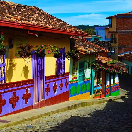 Hotel El Paisaje Guatape Luaran gambar